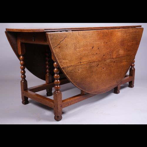 ANTIQUE 17TH CENTURY OAK GATELEG TABLE