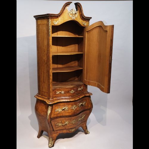ANTIQUE 19TH CENTURY WALNUT CABINET ON CHEST - ADDITIONAL PHOTO 1