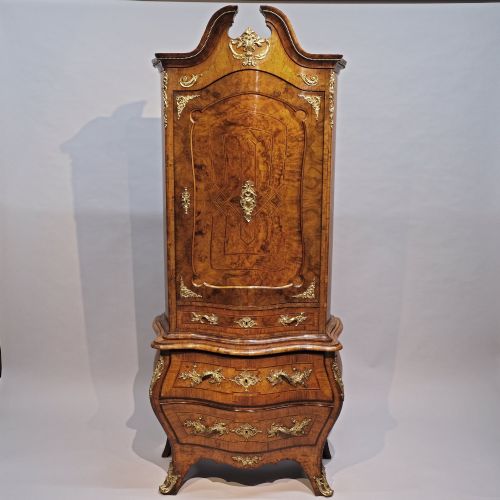 ANTIQUE 19TH CENTURY WALNUT CABINET ON CHEST - ADDITIONAL PHOTO 2
