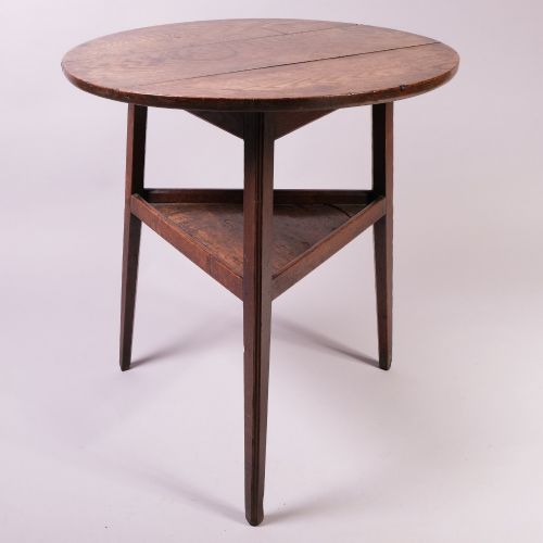 18TH CENTURY ASH CRICKET TABLE