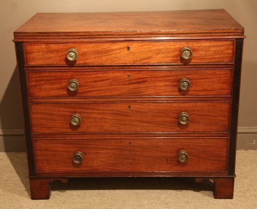 A Rare Early 19th Century Un-stamped Gillows Mahogany Chest of Drawers