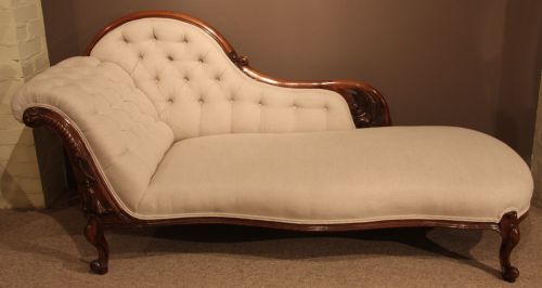 19th Century Victorian Walnut Framed Chaise Lounge