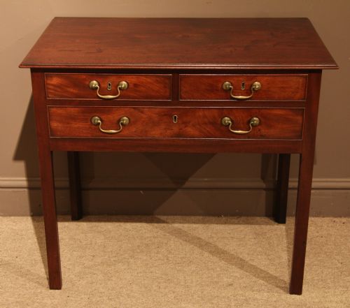 Superb Quality Late Georgian Mahogany Lowboy, Circa 1780