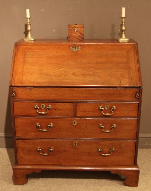 Superb Late George II Mahogany Bureau of Small Proportions