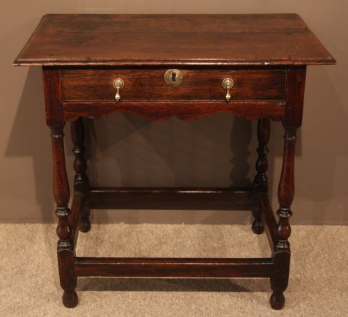 Early 18th Century Oak Single Drawer Side Table, Circa 1720