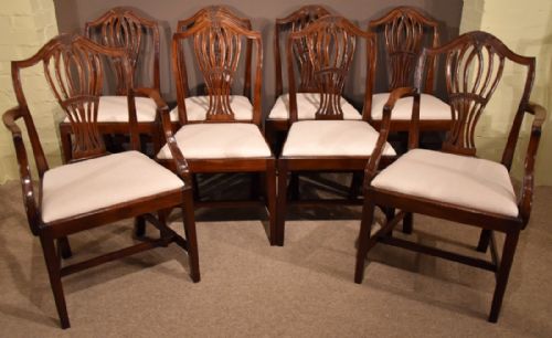 A Good Set of Eight George III Hepplewhite Mahogany Shield Back Dining Chairs