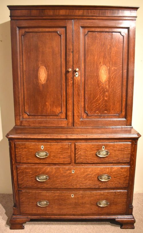 An Early George III Cupboard on Chest