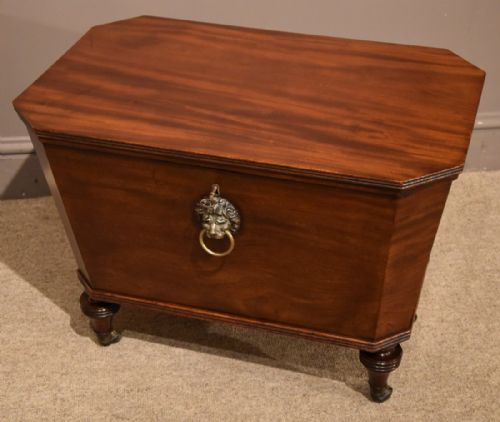 A Regency Mahogany Cellarette