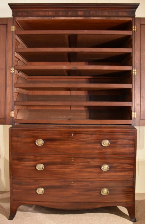 fig 1. A Good Georgian Mahogany Secretaire Linen Press