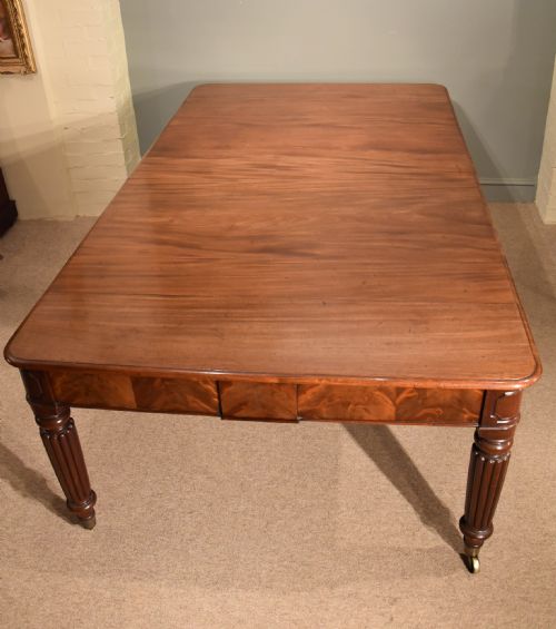 A Good Late Regency Mahogany Dining Table