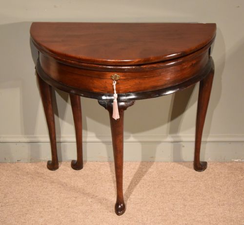 A Small Early George II Mahogany Tea Table