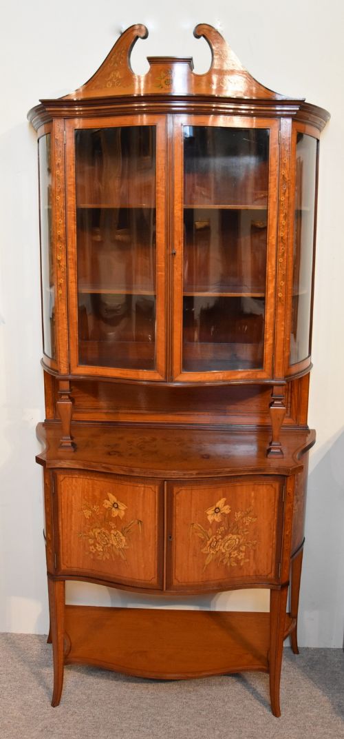 A Late 19th Century Satinwood Display Cabinet