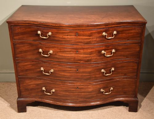 George III Serpentine Fronted Mahogany Chest of Drawers