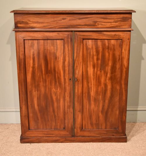 An Elegant Early 19th Century Mahogany Side Cabinet