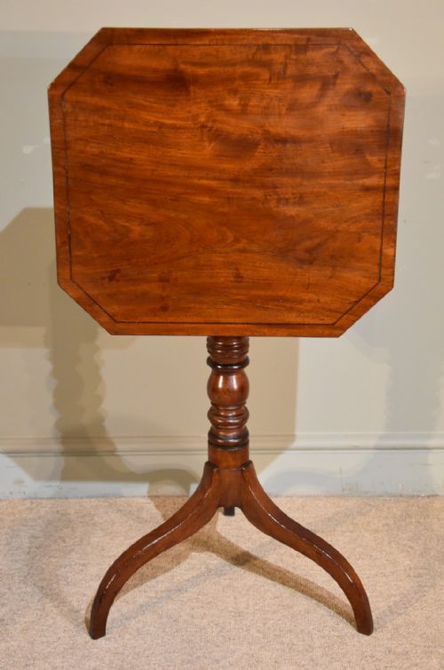 A Regency Mahogany Tilting Top Lamp/wine Tripod Table