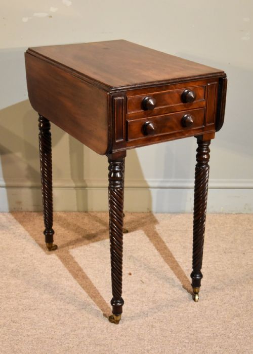 An Elegant Regency Mahogany Side Table