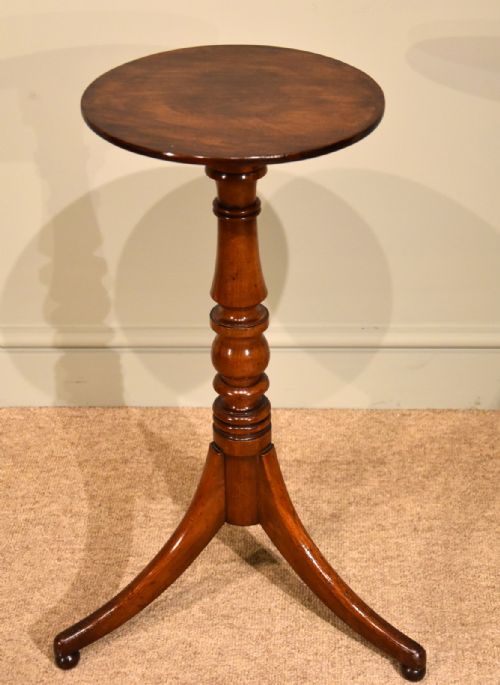 A CHARMING MAHOGANY PEDESTAL LAMP OR WINE TABLE - ADDITIONAL PHOTO 4
