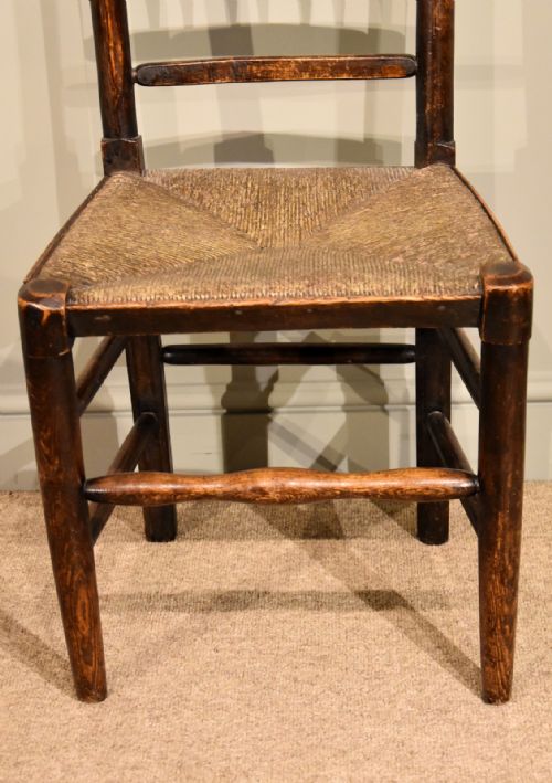 A CHARMING SET OF SIX 19TH CENTURY ASH COUNTRY CHAIRS - ADDITIONAL PHOTO 6