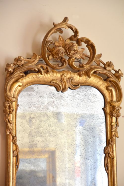 A FINE GEORGE II GILTWOOD PIER MIRROR - ADDITIONAL PHOTO 1