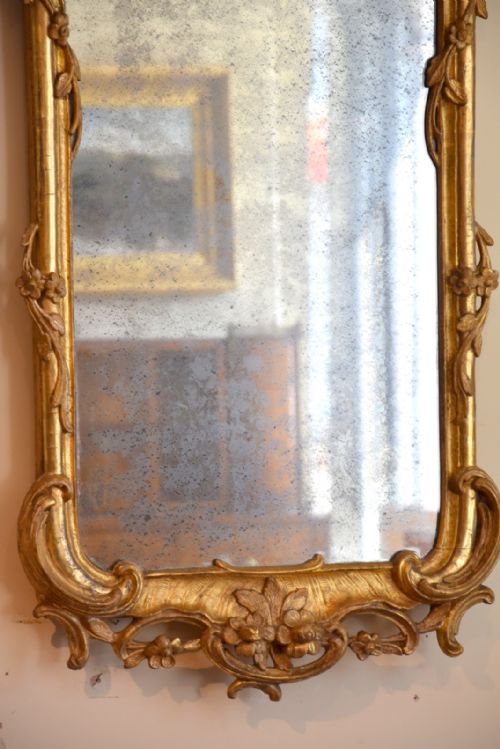A FINE GEORGE II GILTWOOD PIER MIRROR - ADDITIONAL PHOTO 2