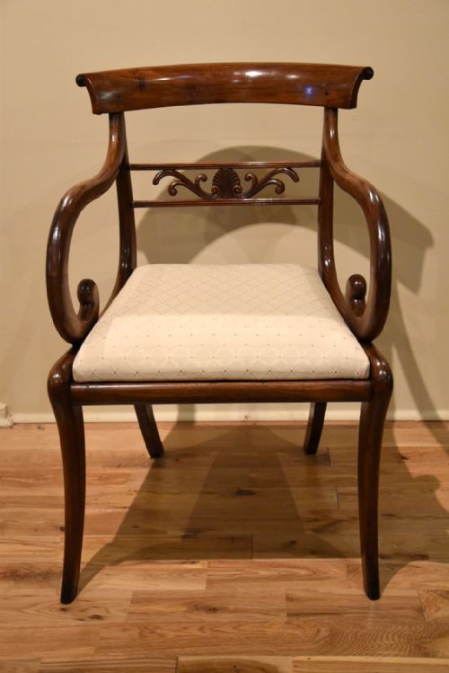 AN ELEGANT SET OF SIX REGENCY MAHOGANY DINING CHAIRS - ADDITIONAL PHOTO 5