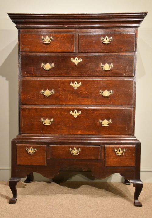 A HANDSOME OAK CHEST ON STAND - ADDITIONAL PHOTO 2