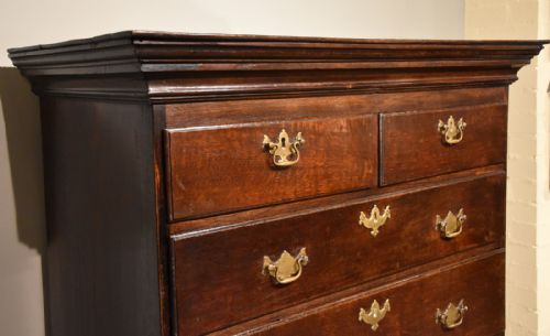 A HANDSOME OAK CHEST ON STAND - ADDITIONAL PHOTO 5