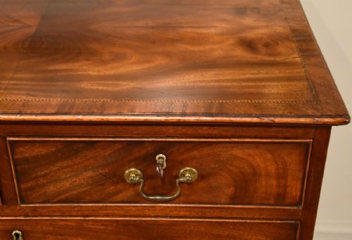 GEORGE III MAHOGANY CHEST OF DRAWERS - ADDITIONAL PHOTO 6