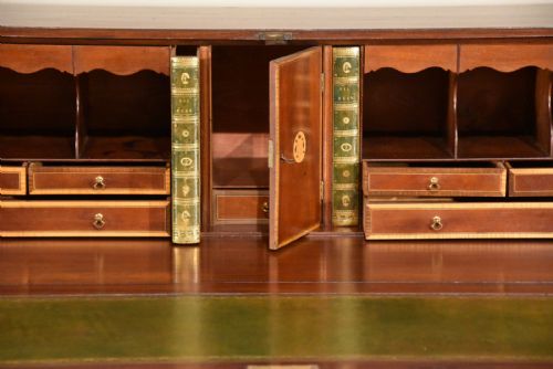 GEORGE III MAHOGANY INLAID BUREAU - ADDITIONAL PHOTO 3