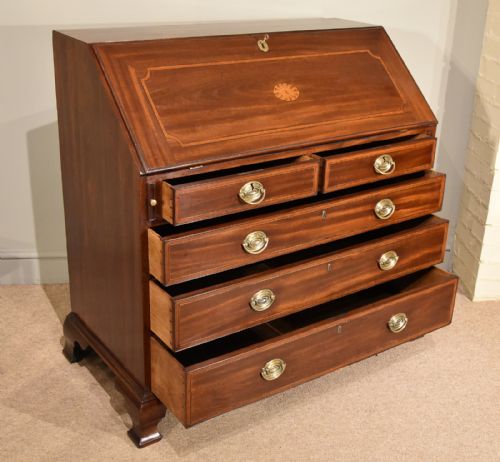 GEORGE III MAHOGANY INLAID BUREAU - ADDITIONAL PHOTO 7