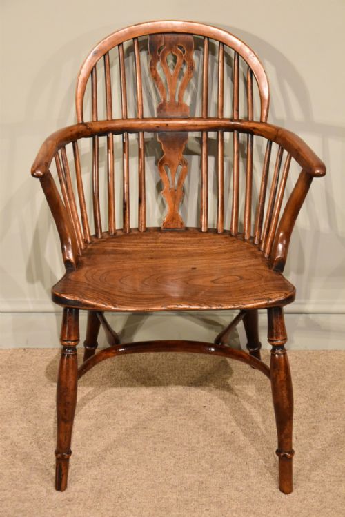 windsor chair early 19th century yew wood - CATEGORY: ANTIQUE CHAIRS - DATED 19TH CENTURY