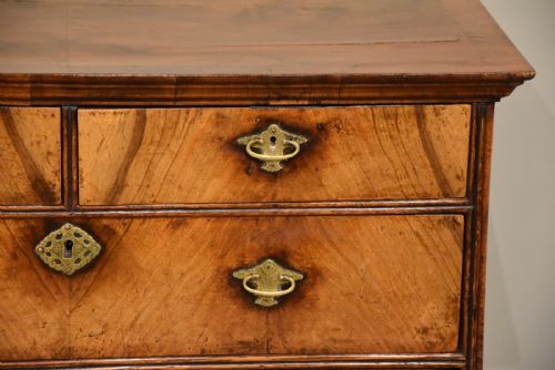 CHEST OF DRAWERS GEORGE II WALNUT - ADDITIONAL PHOTO 3