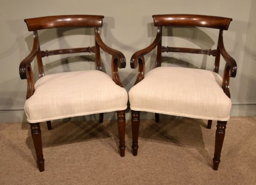 REGENCY DINING CHAIRS A SET OF EIGHT - ADDITIONAL PHOTO 1