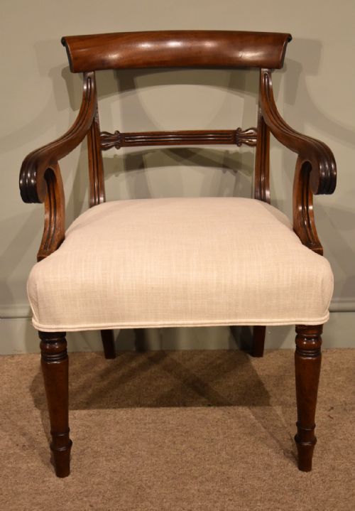 REGENCY DINING CHAIRS A SET OF EIGHT - ADDITIONAL PHOTO 5