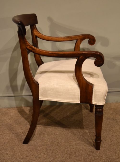 REGENCY DINING CHAIRS A SET OF EIGHT - ADDITIONAL PHOTO 7