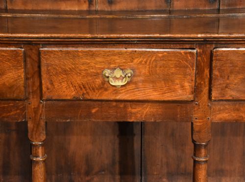 OAK DRESSER WITH THREE DRAWERS FROM 19TH CENTURY - ADDITIONAL PHOTO 2