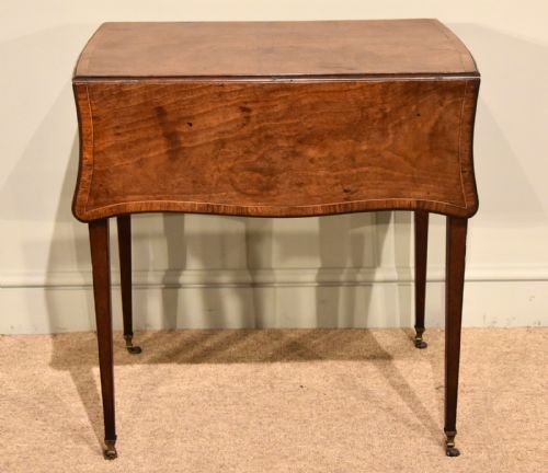 hepplewhite fiddleback butterfly pembroke table mahogany - CATEGORY: ANTIQUE TABLES - DATED 18TH CENTURY