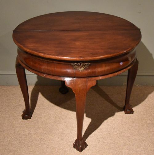 GEORGE II TEA TABLE ON CABRIOLE LEGS - ADDITIONAL PHOTO 2