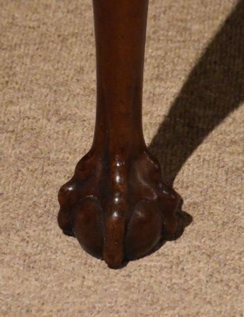 GEORGE II TEA TABLE ON CABRIOLE LEGS - ADDITIONAL PHOTO 5