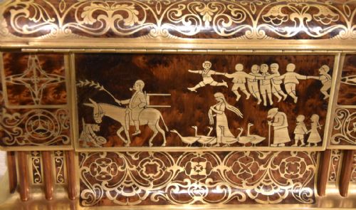 AMBROYNA SEWING BOX BEAUTIFULLY DECORATED IN BRASS - ADDITIONAL PHOTO 6