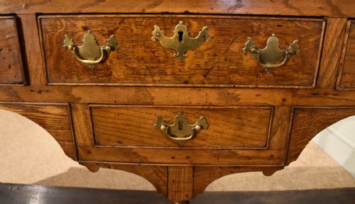 GEORGE III OAK POTBOARD DRESSER BASE - ADDITIONAL PHOTO 8
