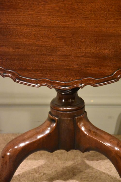 19TH CENTURY PIE CRUST TURNING TABLE - ADDITIONAL PHOTO 1