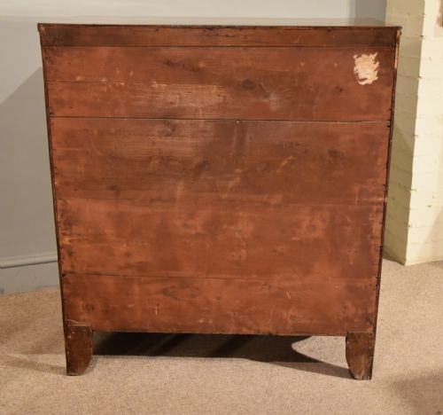 GEORGE III BOW FRONTED CHEST OF DRAWERS - ADDITIONAL PHOTO 8