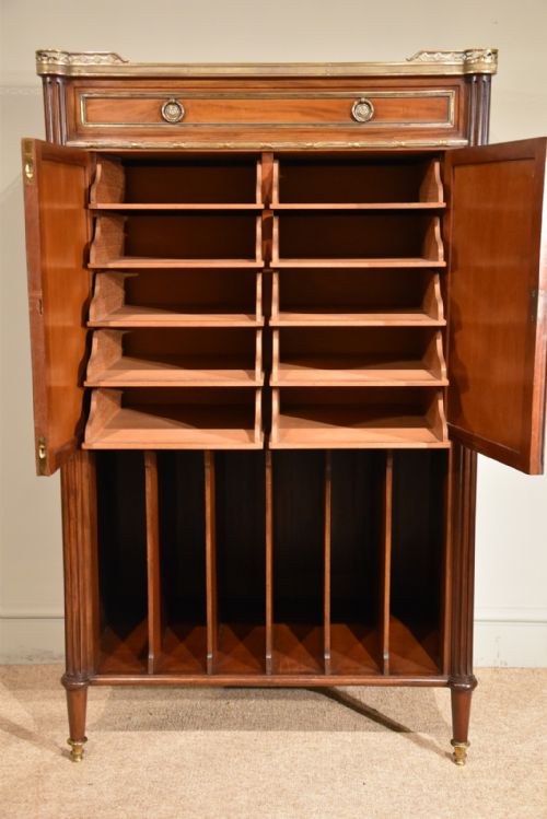 MUSIC CABINET IN MANNER OF LOUIS XVI - ADDITIONAL PHOTO 1