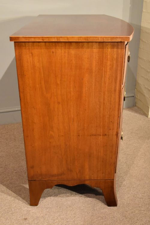 REGENCY PERIOD MAHOGANY BOW FRONTED CHEST OF DRAWERS - ADDITIONAL PHOTO 5