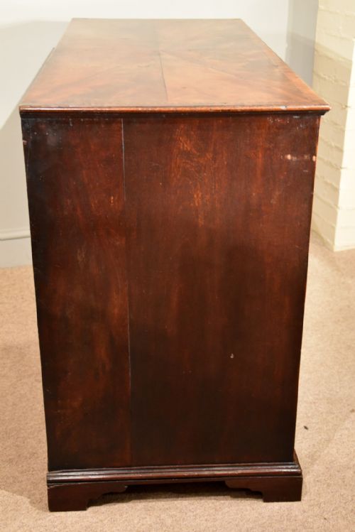 GEORGE III MAHOGANY KNEEHOLE DESK - ADDITIONAL PHOTO 8