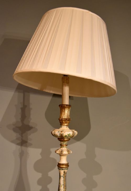 VICTORIAN PAINTED FLOOR LAMP HAND PAINTED - ADDITIONAL PHOTO 3