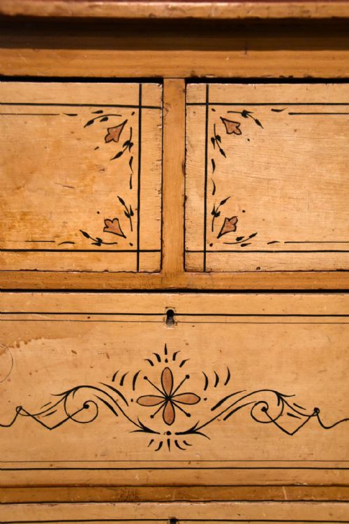 VICTORIAN PINE PAINTED DRESSING CHEST OF DRAWERS - ADDITIONAL PHOTO 5