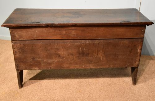 OAK COFFER FROM THE TRANSITIONAL PERIOD - ADDITIONAL PHOTO 5