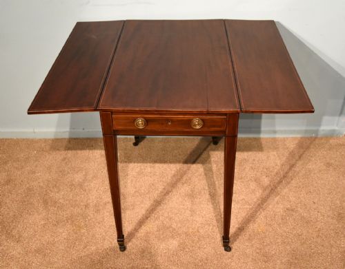 GEORGE III PEMBROKE TABLE - ADDITIONAL PHOTO 2